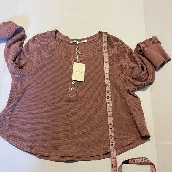 Tularosa Revolve Green The Vista Henley in Rose Medium - Picture 13 of 13